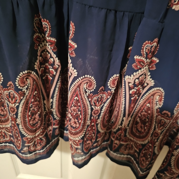 Torrid Dark Blue Dress with Paisley Accents 5 5X 28 - Picture 2 of 4